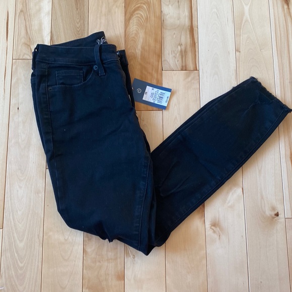 Universal Thread Mid-Rise Skinny Jeans - Picture 1 of 4